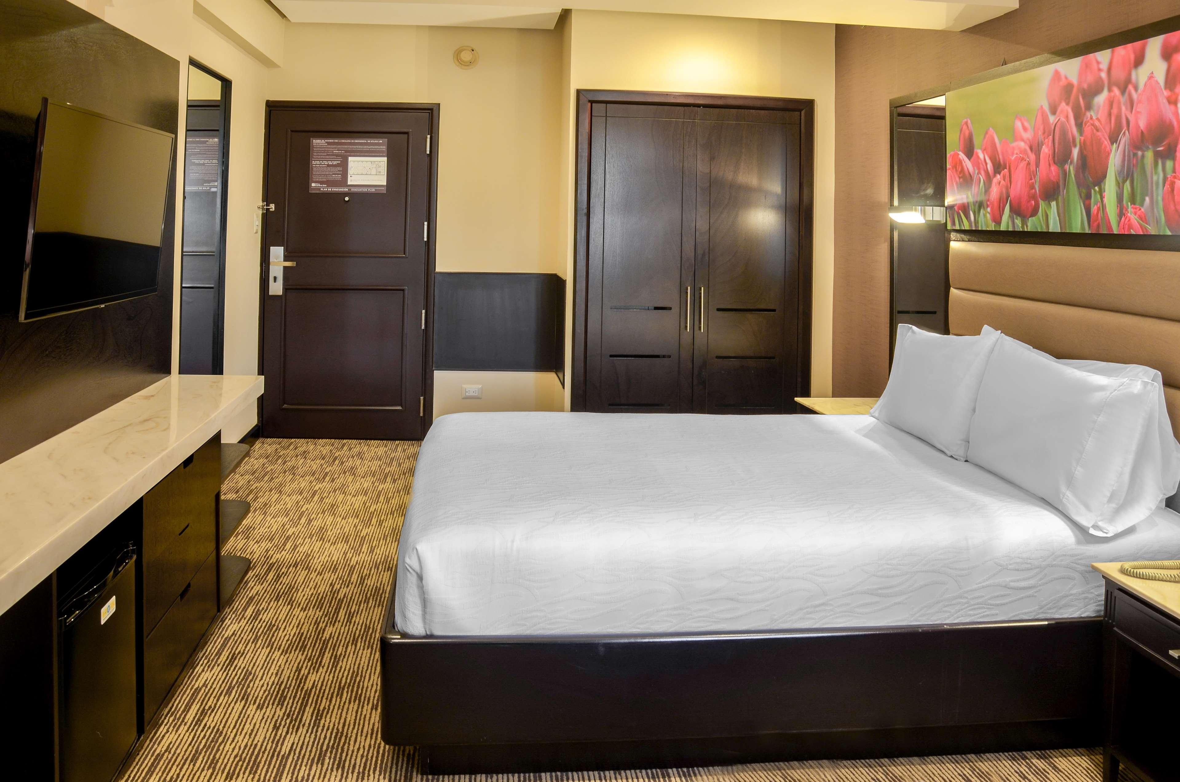 Hilton Garden Inn Città del Guatemala Esterno foto