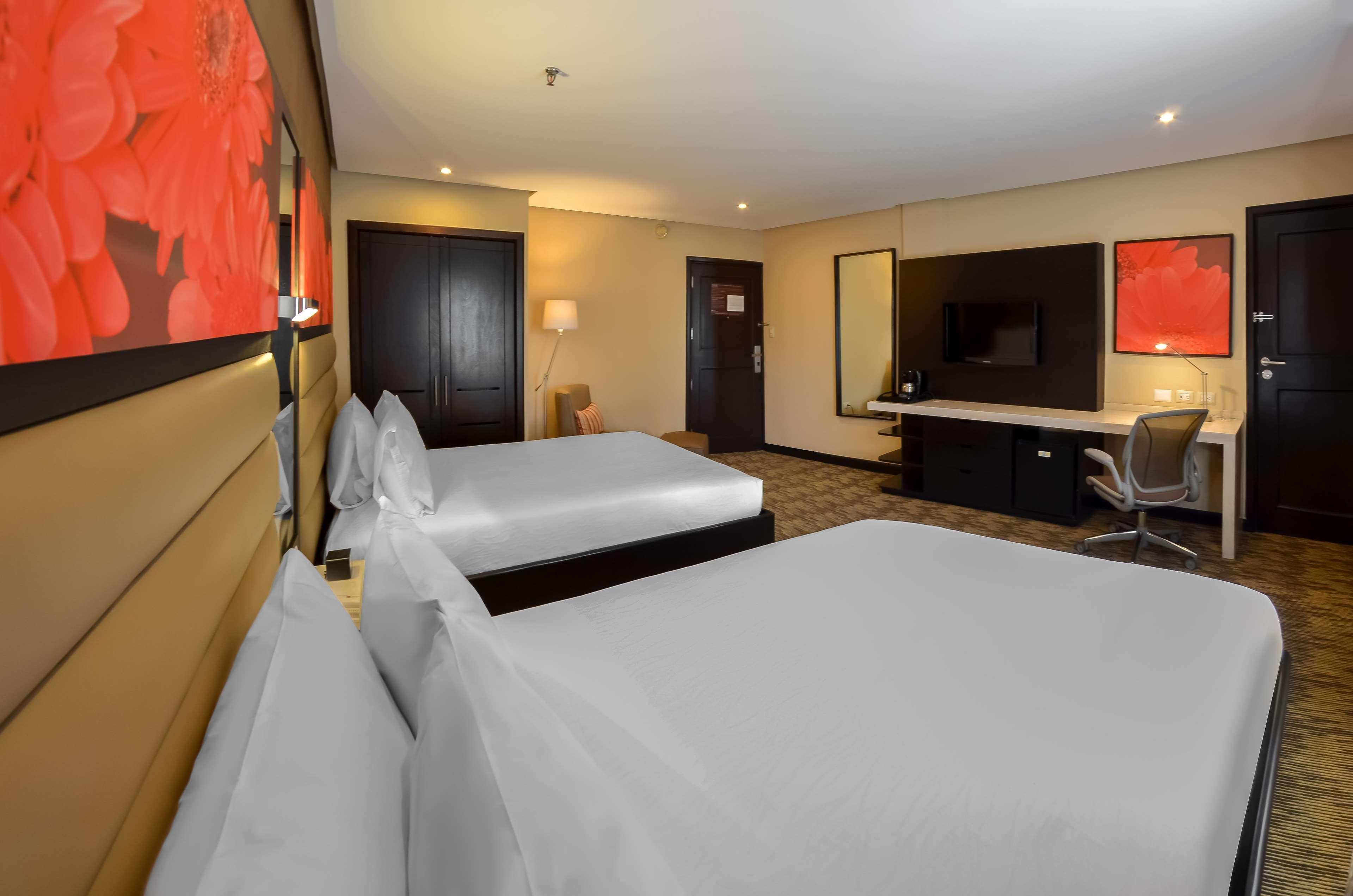 Hilton Garden Inn Città del Guatemala Esterno foto