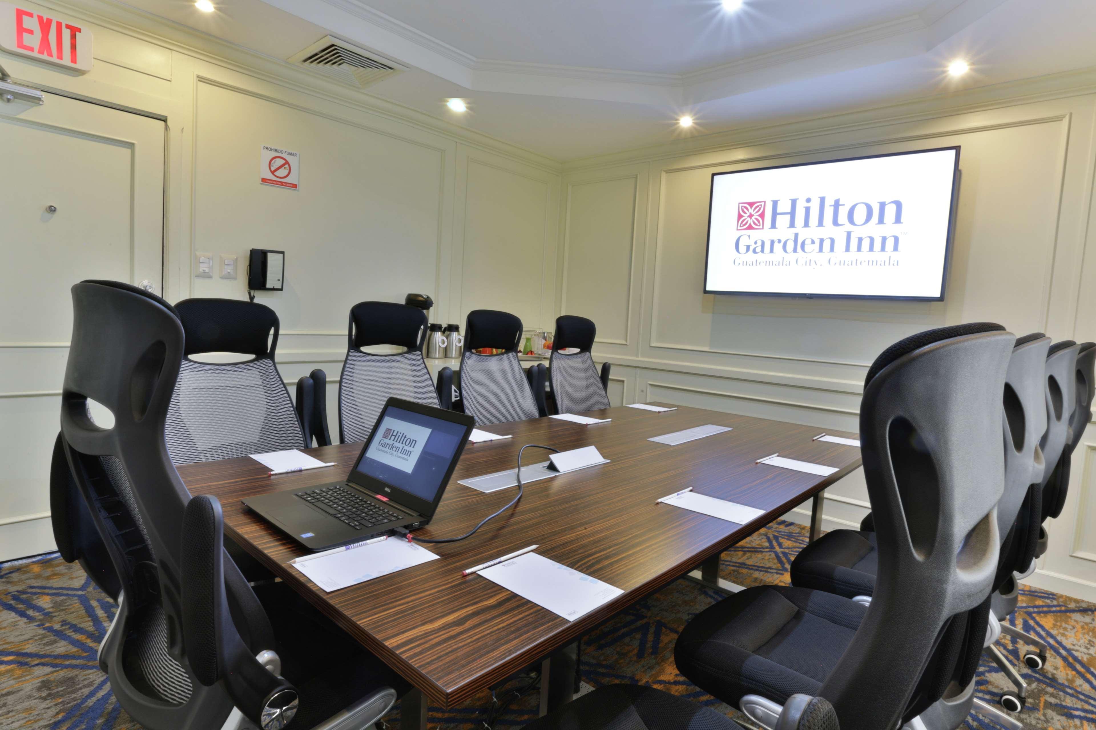 Hilton Garden Inn Città del Guatemala Esterno foto